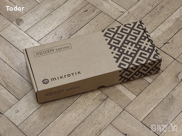 Рутер Mikrotik RB5009UG+S+IN, снимка 2 - Рутери - 53082820