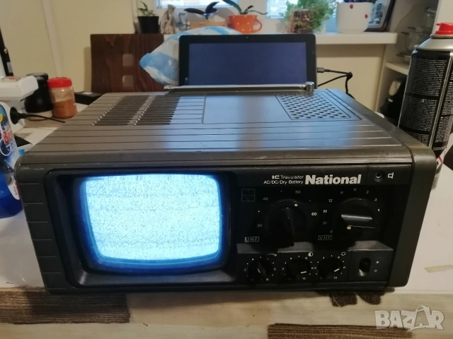 Ретро телевизор NATIONAL TR-525ES, снимка 14 - Телевизори - 54174878