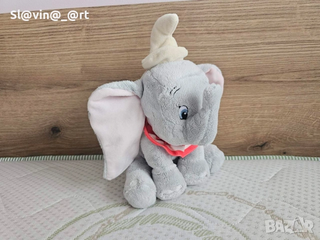 Слончето Дъмбо - Плюшена играчка , снимка 3 - Плюшени играчки - 53430484