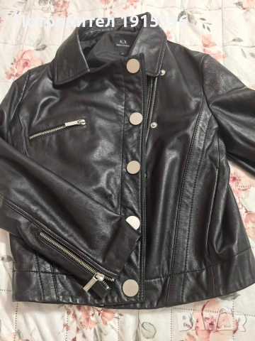 Естествена кожа дамско яке на Армани 