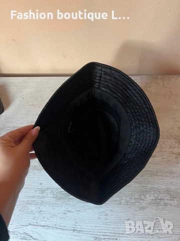 H&M Дамска черна кръгла сатенена шапка XS / S размер 🖤, снимка 6 - Шапки - 52943988