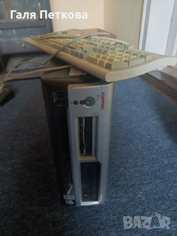 Компютър с клавиатура , снимка 3 - Работни компютри - 53383413
