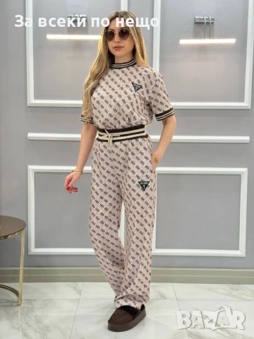 Guess Дамски Спортен Комплект Тениска И Долнище🔝Дамски Спортен Екип Гес Код A1250, снимка 13 - Спортни екипи - 53490324
