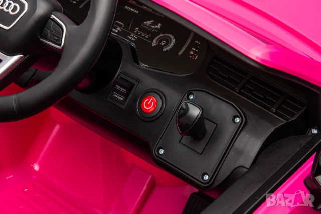 Акумулаторна кола Licensed Audi Q7 Pink, снимка 9 - Детски велосипеди, триколки и коли - 54112356