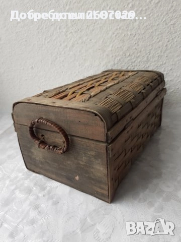  Кутии: Голяма стара метална кутия чанта сандък с дръжка, лале, лалета, снимка 12 - Други ценни предмети - 28951517