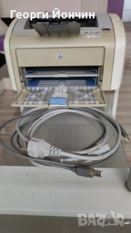 Продавам HP LaserJet1020, снимка 2 - Принтери, копири, скенери - 53844068