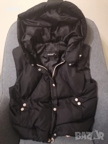 Дамско елек с качулка 