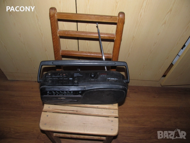 малък радио касетофон AIWA, снимка 3 - Радиокасетофони, транзистори - 51941873