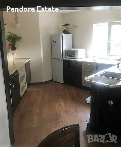 Продава тристаен апартамент в кв. Витоша, снимка 4 - Апартаменти - 53372308