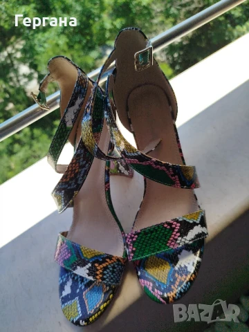 обувки с дебел ток , снимка 2 - Дамски обувки на ток - 50534904