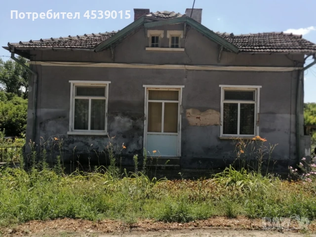 Продавам Къща с.Комощица, снимка 1