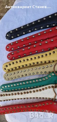 8 броя Винтидж кожени закачалки с капси

, снимка 2 - Антикварни и старинни предмети - 50341479