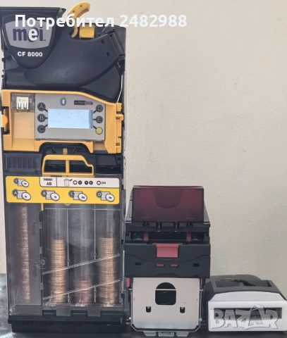 Продавам монетник с банкнотоприемник 