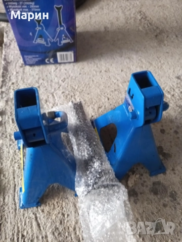 Продавам изгодно подпори за лек автомобил -4бр.-полски, снимка 2 - Аксесоари и консумативи - 52646157