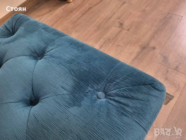 Синя табуретка от плат тип Честърфийлд, снимка 5 - Дивани и мека мебел - 53753908
