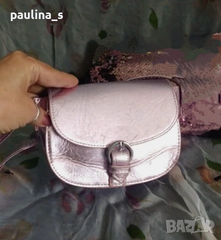 Две различни чанти /Плюшена чанта емотикон "Усмивка"! и розово бижу, снимка 7 - Чанти - 28286157