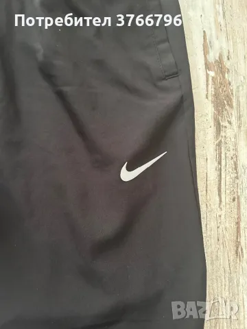 Удобен Nike анцуг,в добро състояние , снимка 3 - Спортни дрехи, екипи - 48600733