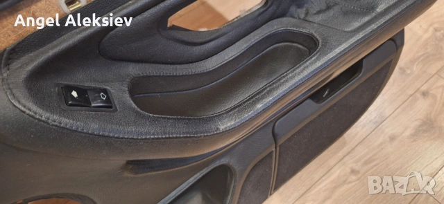 BMW E38 2броя предни шити кори, снимка 5 - Части - 53420247