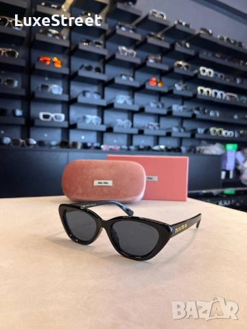 MIU MIU 🤍 Дамски Слънчеви Очила, снимка 6 - Слънчеви и диоптрични очила - 53468028