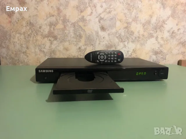 DVD player Samsung, снимка 2 - Плейъри, домашно кино, прожектори - 49267765