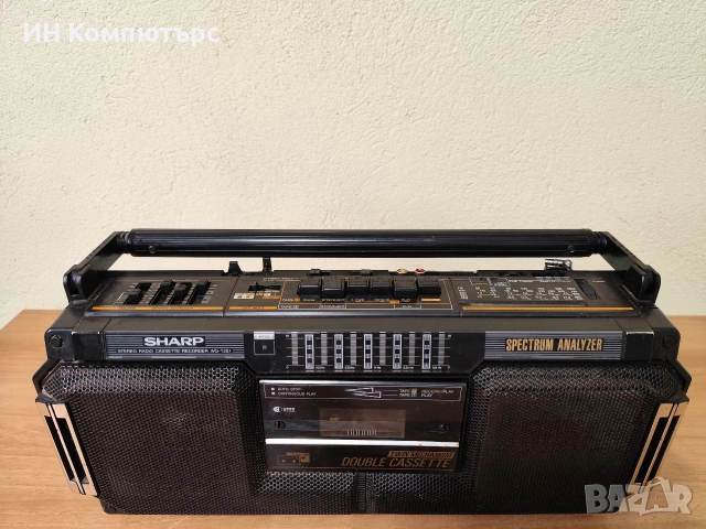 Продавам радиокасетофон Sharp WQ-T251Z, снимка 2 - Радиокасетофони, транзистори - 52714346