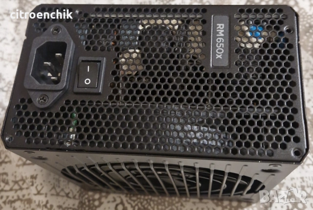 Захранване 650W CORSAIR RM650x RPS0015, снимка 2 - Захранвания и кутии - 54041336
