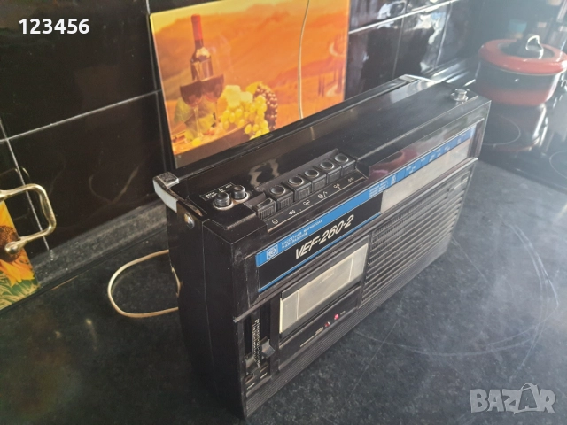 Радиокасетофон-VEF-260-2, снимка 3 - Радиокасетофони, транзистори - 51541557