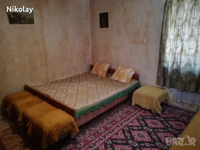 Масивна двуетажна къща с гараж в гр. Шивачево, снимка 12 - Къщи - 50795441