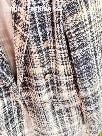 Дамско сако, снимка 5 - Сака - 49651847