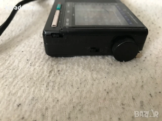 Оригинално японско радио(транзистор)Panasonic RF-B 10, снимка 7 - Друга електроника - 51229604