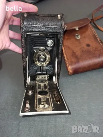 Колекционерски мехов Autographic Kodak Jr. (произведен 1914-1927) и трипод, снимка 4 - Колекции - 48739516