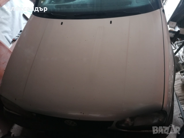 Продавам Голф 3 1.6 бензин