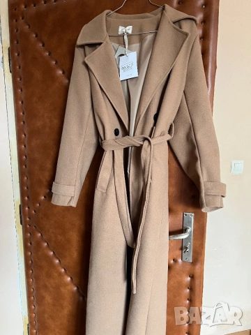 Уникално красиво палто тип Max Mara, снимка 11 - Палта, манта - 53859289