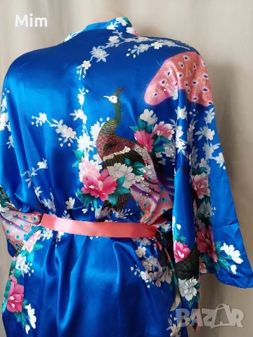 Singapore / silk /ХL/2XL Сатенен син халат / кимоно / на пауни и цветя, снимка 3 - Нощници - 50510904