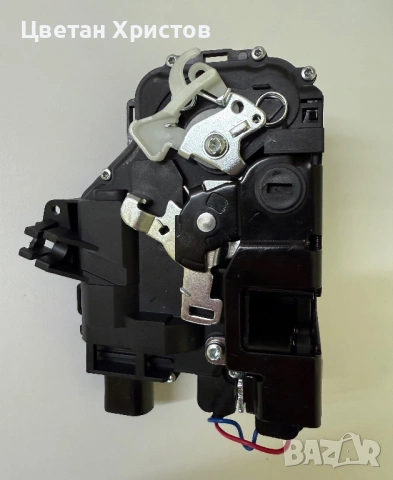 Задна дясна брава за Голф 4 POLCAR