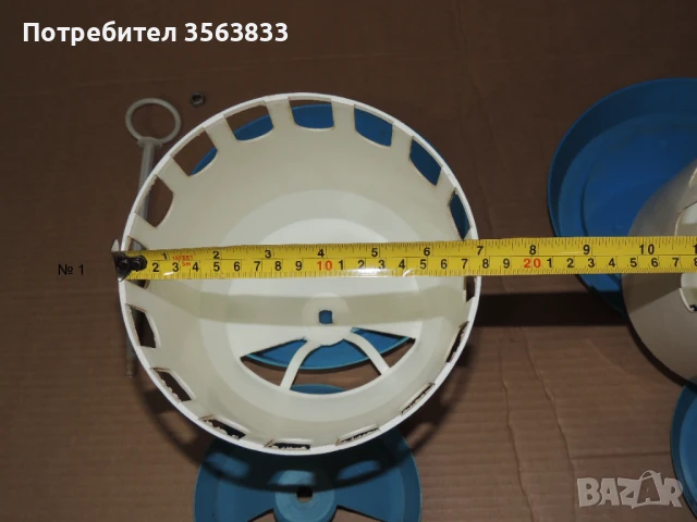 2 броя хранилки за пилета - Цена: 6 лв. за двата броя, снимка 7 - За птици - 51231197