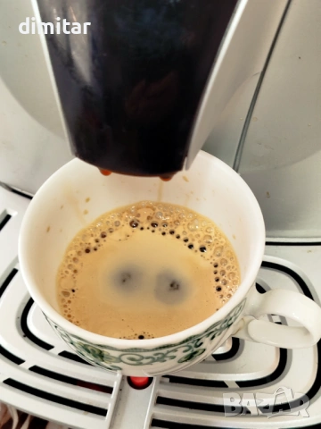 Кафе автомат PHILIPS SAECO XSMALL, снимка 8 - Кафемашини - 54192052
