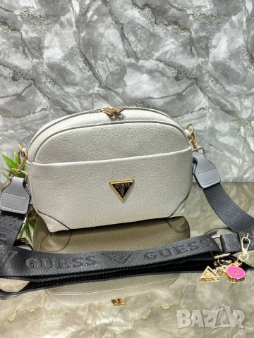 чанти GUESS-Bug💫 28 cm x 19 cm 