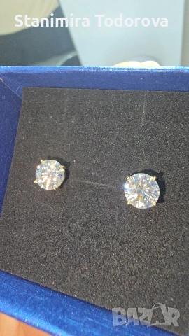 уникални обеци с камък мойсанит и сертифукат