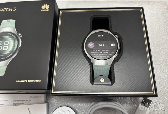 Като нов! Дамски Смарт Часовник HUAWEI Watch 5, 42 мм, Stainless Steel Case with Light Green, снимка 2 - Смарт часовници - 52412858