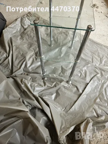 стъклен рафт, снимка 2 - Шкафове - 50249703