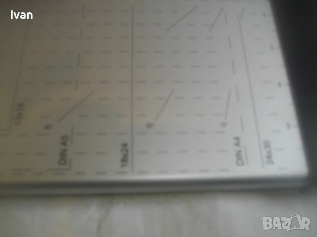 НОВ Немски оригинален РОЛКОВ НОЖ ЗА РЯЗАНЕ НА ХАРТИЯ до 32 см А 4 ROLL CAT РЕЗАЧКА ТРИМЕР, снимка 11 - Други инструменти - 54033969