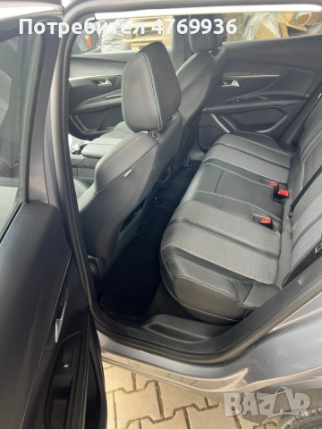 Peugeot 3008 1.6 Plug-in Hybrid 224 к.с.Автомат LED Navi Keyles, снимка 9 - Автомобили и джипове - 53888763