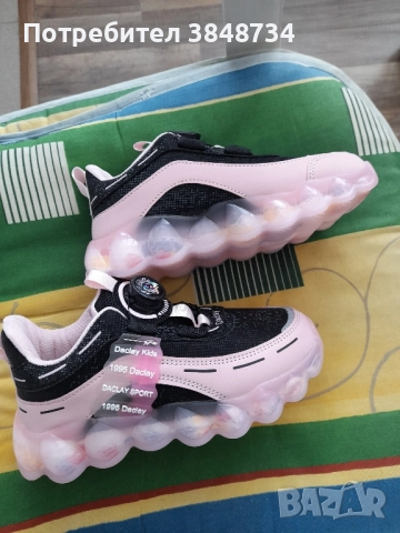 Маратонки за момиче, снимка 3 - Детски маратонки - 51912365