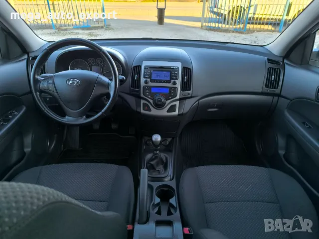 Hyundai I30 1.6 CRDI, снимка 7 - Автомобили и джипове - 49481926