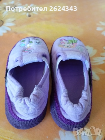 Текстилни пантофи Nanga, снимка 4 - Детски пантофи - 52409718