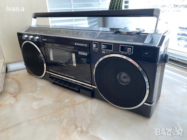 Sanyo M-7300K, снимка 3 - Радиокасетофони, транзистори - 54165802