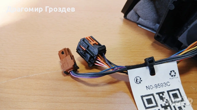 Прибиращо се дясно огледало с Амбиентна светлина за Peugeot 308 II / Пежо 308 II, снимка 10 - Части - 53143040