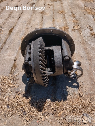 Ботуш заден за Киа Соренто , снимка 2 - Части - 52350363