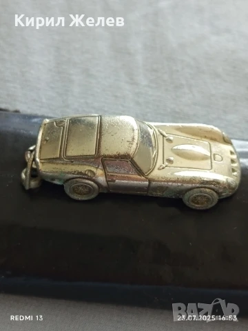 Метална количка FERRARI 250 GTO от ключодържател за КОЛЕКЦИЯ ДЕКОРАЦИЯ 61031